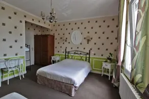 De La Plage - Image 2