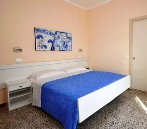 Hotel Globus - Image 4
