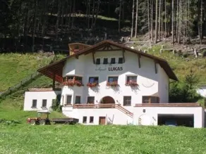 Apart Lukas - Image 2