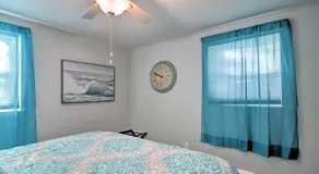 Sunny Retreat w/ Patio 2 Mi to Madeira Beach - Image 2