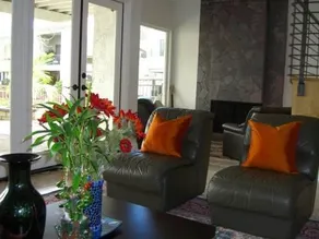 Luxury 4-Bedroom Lakefront Villa with Boat near Laguna Beach - Image 4