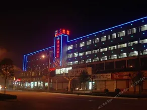 Qingquan Hotel - Image 2