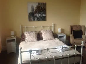 Portland House - Image 4