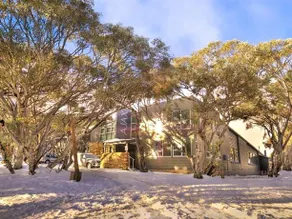 Ajax Ski Club - Image 2