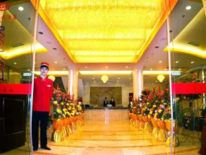 Yiheng Hotel Zhangzhou - Image 2