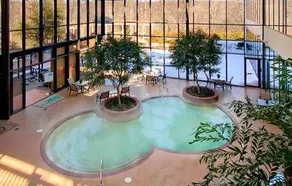 Econo Lodge University Arena - Image 3