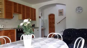 Biker Holiday Home - Image 4