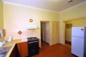 Tom and Sue's Place - Image 2