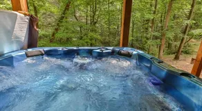 Family-friendly cabin with terrace, hot tub & barbeque | River view | Pet-friendly - Image 2