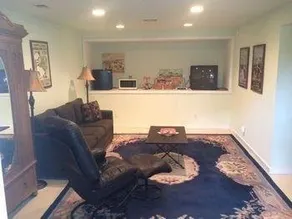 Beautiful and Historic Napa Bungalow - Image 3