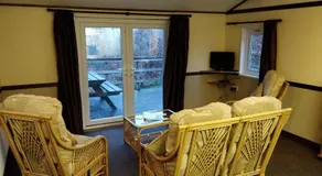 Holiday Lodge in Beautiful Mid Wales Rolling Hills - Image 4