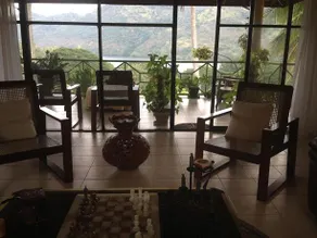 Enison Lodge - Image 2