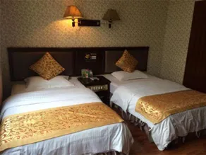 Xingyi Longtai Inn - Image 5