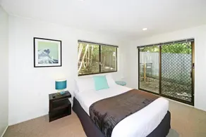 21 Arakoon Crescent - Image 4