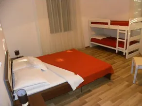Hostel Emi - Image 2