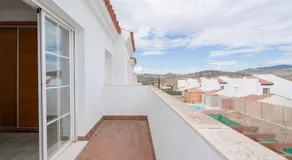 Chalet urbanizacion mirador del torcal - Image 3