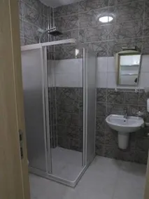 Inceler Hotel - Image 1