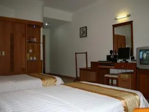 Golden Avenue Hotel Sanya - Image 2