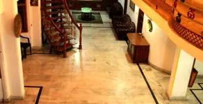 Alpine Inn Home Stay - Image 3
