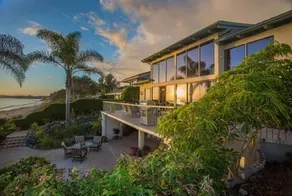 Charming Carpinteria 3BR Beach House - Blocks Away from Beach and DT Carpinteria - Image 1