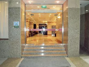 Multaqa Al Zowar Hotel - Image 5