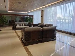Sunshine Holiday Hotel - Image 3