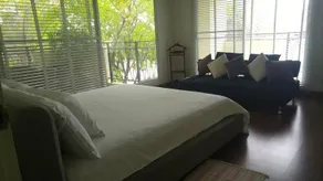 31 Place - Image 3