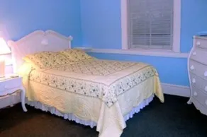 Edgartown Lodge - Image 3