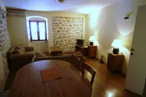 Kotor Emerald Apartments - Image 5