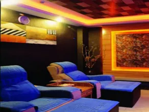 Berlin Holiday Hotel - Image 5