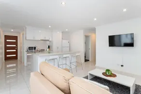 Three Bedroom & Two Bathroom Family Home - Image 3
