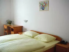 Gasthaus Pension Moosbrau - Image 3