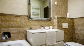 Liszt Ferenc Apartments - Image 5