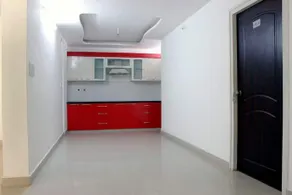 Queens Court Serviced Apartment - Image 4