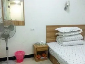 RONGBAO KITTY THEME HOTEL - Image 4