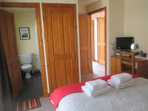 ROOMS@ELMBANK - Image 3