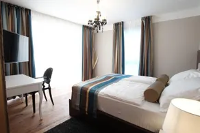 Rooms N - Image 2