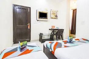 FabExpress Royal Residency Suites - Image 5