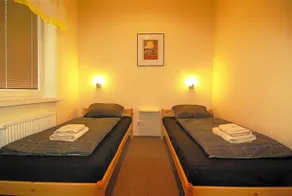 Motel Golden Fox - Image 2