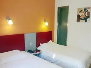 Motel 168 Chengdu ShuangQiao Road Inn - Image 5