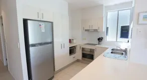 Delightful family apartment in modern complex - Image 4