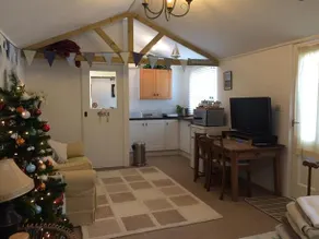 Marine Lodge Whitstable - Image 3