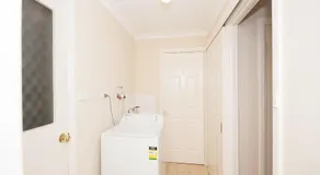 Four Bedroom Quality Townhouse - Image 3