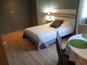 Destination Ailleurs Chambre D'Hotes - Image 2