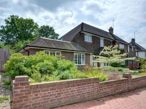 Little Gem Royal Tunbridge Wells - Image 1