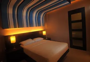 M Loft Hotel - Image 2