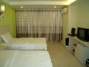 Huafeng Hotel - Shenzhen - Image 5