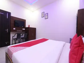 Hotel Delight by OYO Rooms - Image 5