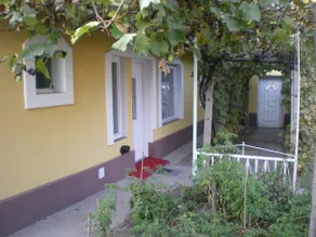 Kertész Vendégház Tiszaalpár - Image 2