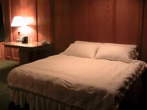 The Lake Hills Motel - Image 3